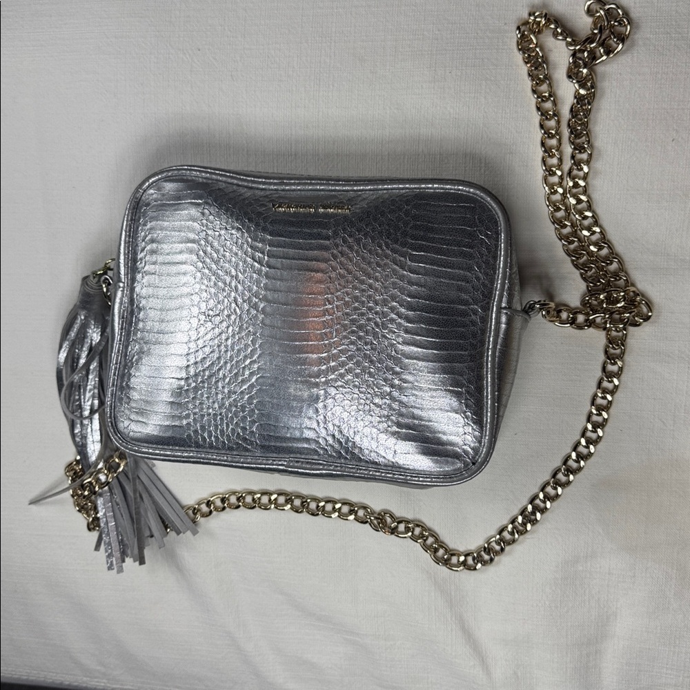 Victoria secrect  silver bag with gold  Chain‎ Bag